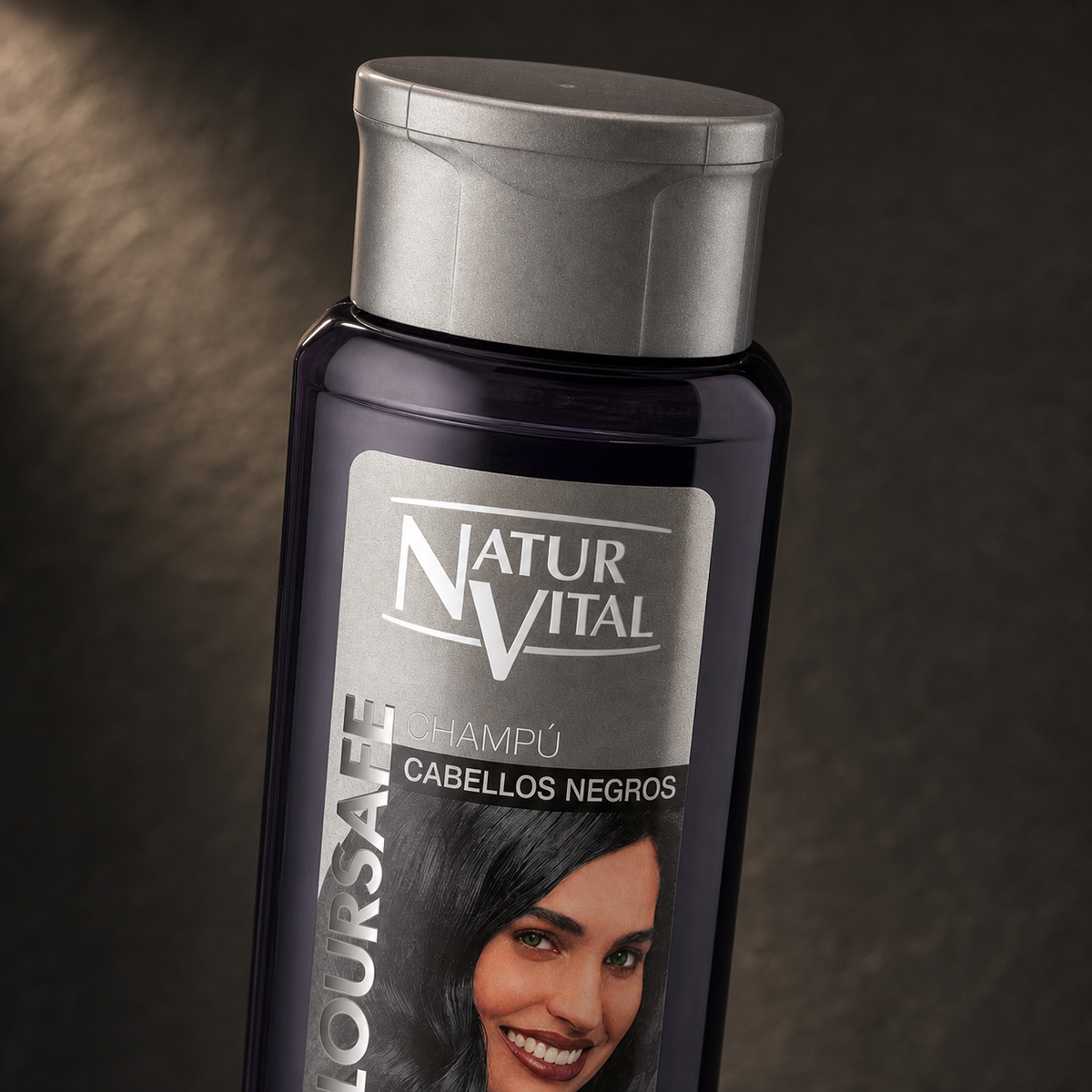 Shampoo NaturVital ColourSafe para Cabellos Negros 300 ml